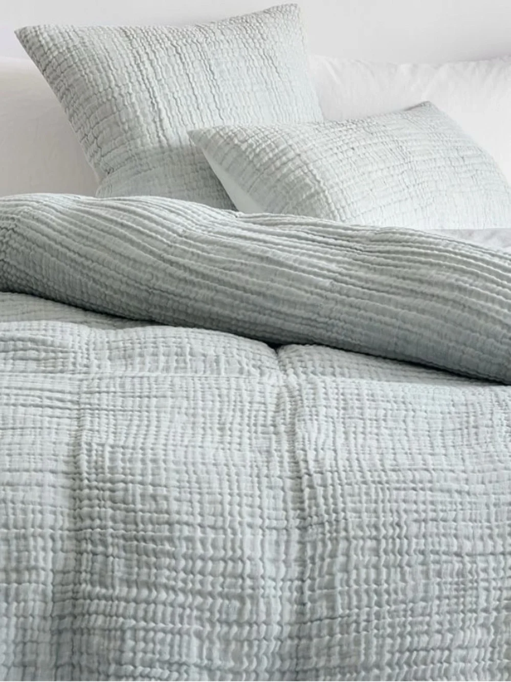 Pottery Barn still selling